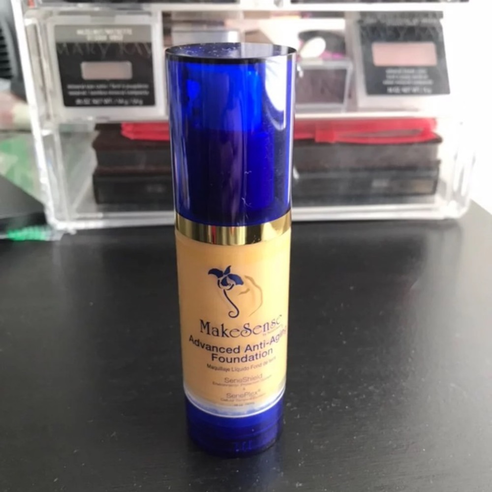 SeneGence foundation in “Suede”